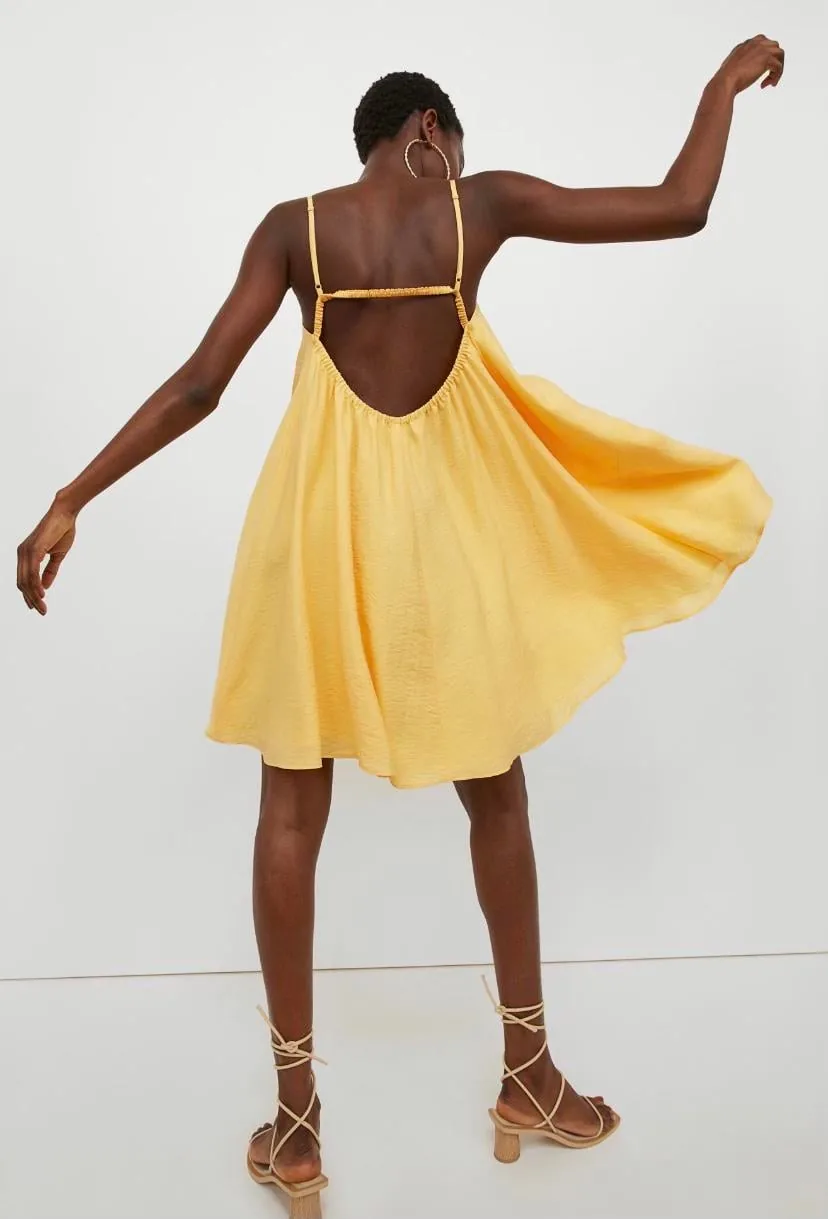 Golden Poppiwear movement